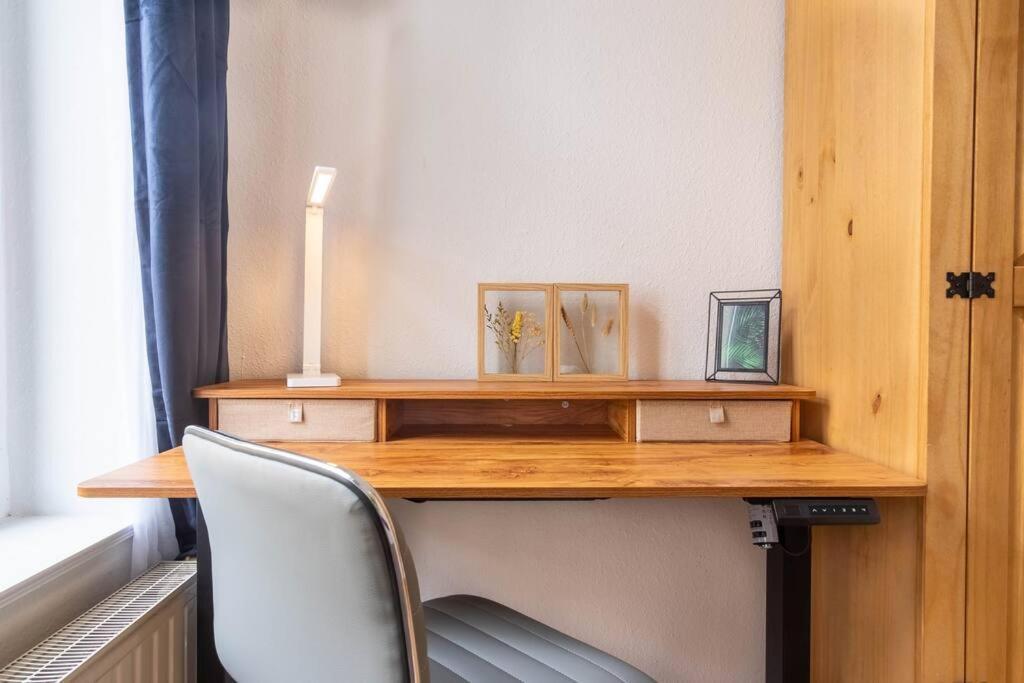 Working Place, Netflix, 4K Tv, Heart Of Lipsk Zewnętrze zdjęcie